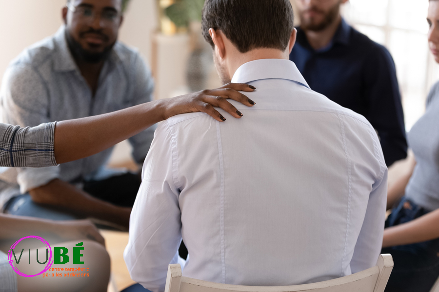 Soporte profesional para familiares de un adicto